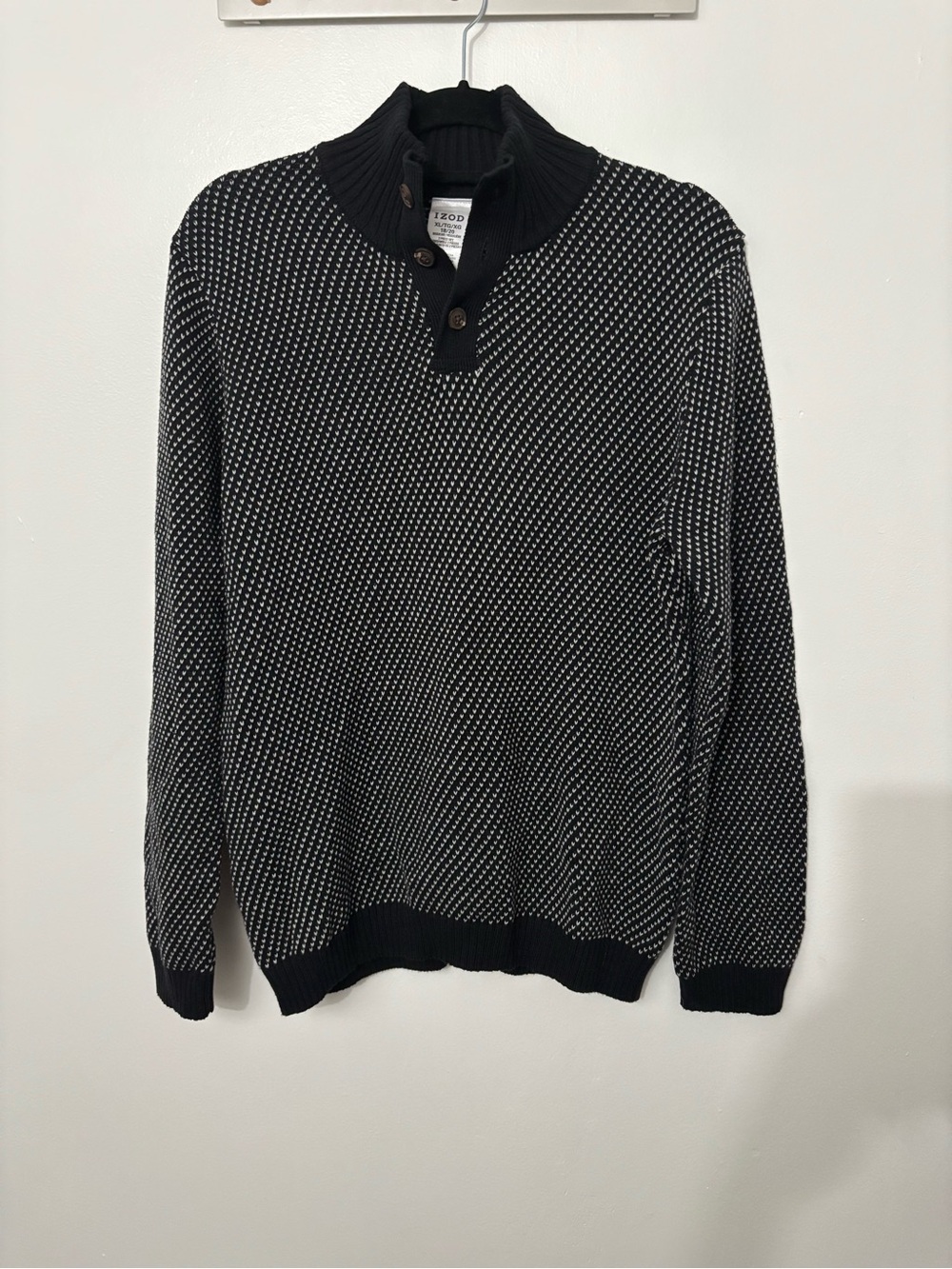 Izod Men's Black & White Zip-Style Button Neck Sweater